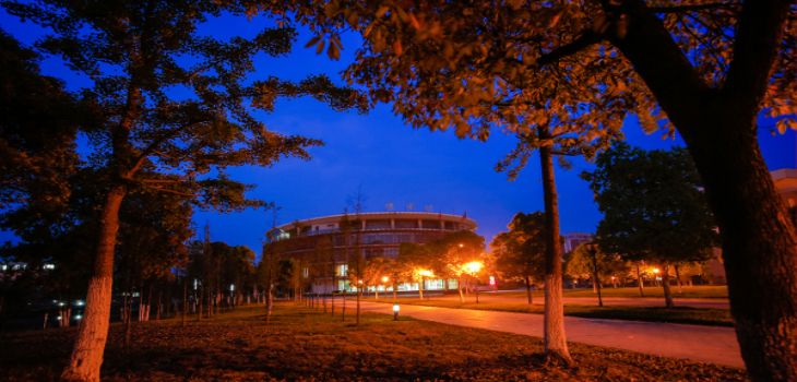 哈尔滨医科大学2024年在贵州录取分数线和招生计划