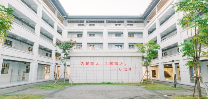2024年梧州学院在云南招生计划和学费是多少？录取分数线是多少？