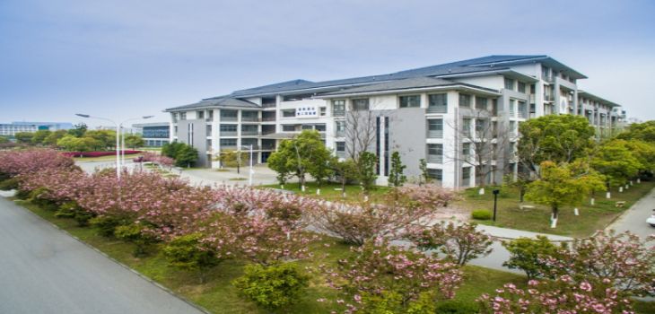 中南财经政法大学2024年每年多少学费？每年3375元-48000元（供湖南考生参考）