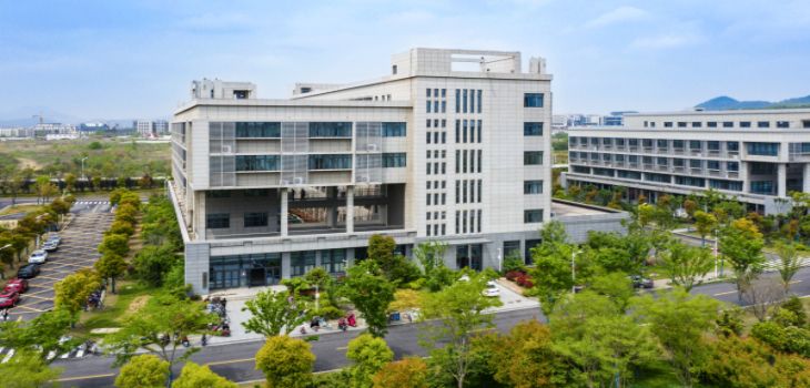 2024年云南民族大学学费明细：一年3400元到4500元（各专业收费标准）