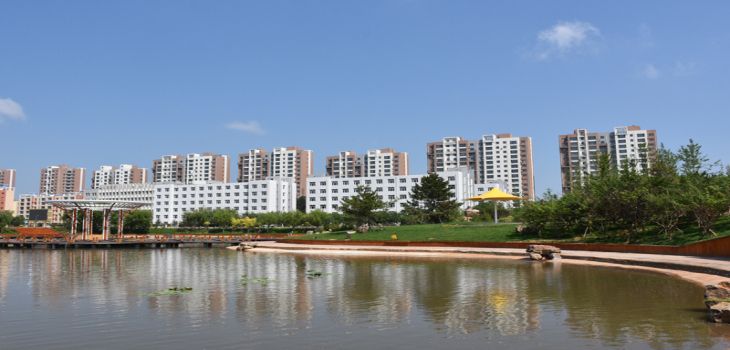 湖州师范学院2024年在江苏录取最低分数线和学费是多少？