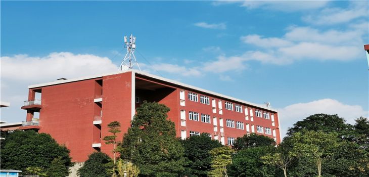 长春大学2024年每年多少学费？每年4600元到5940元（供新疆考生参考）